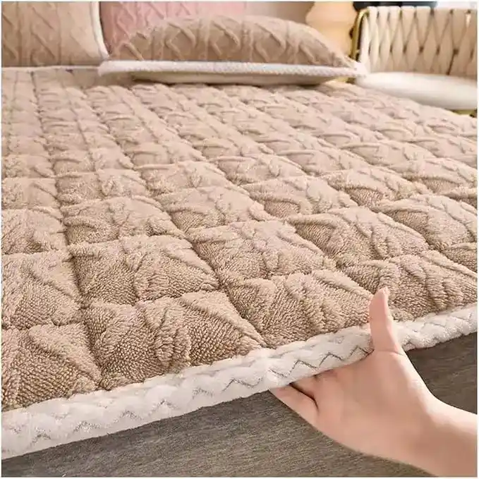 Soft Velvet Bed Mattress Protector Pad